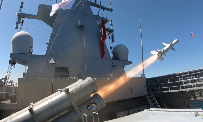 اردوغان أعلن نجاح اختبار صاروخ “أطمجه” المضاد للسفن (فيديو)