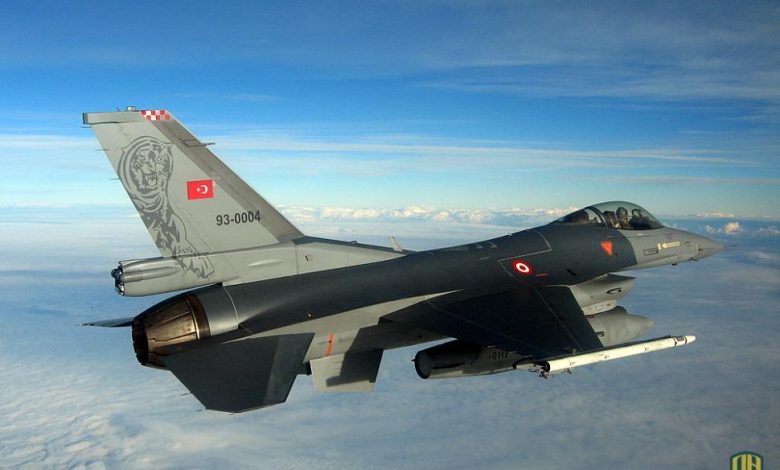 “فايننشال تايمز”: بحث تركيا عن طائرات مقاتلة يضع بايدن في مأزق