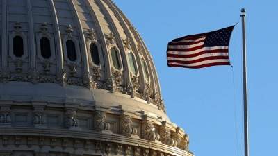 الولايات المتحدة تستهدف برنامج الصواريخ والطائرات المسيرة الإيراني