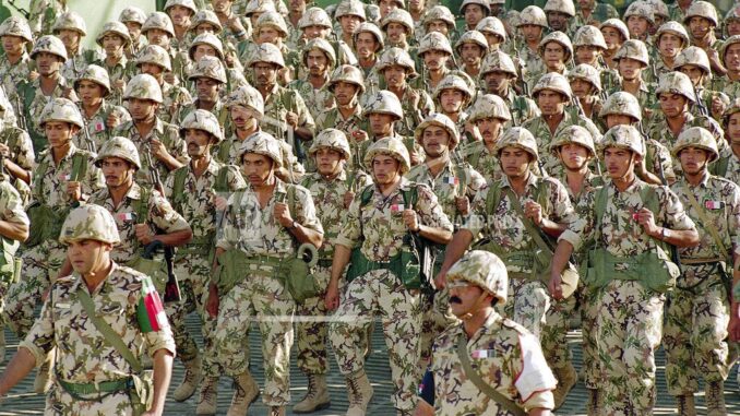 توقيع اتفاقيات لتصنيع الأسلحة والمعدات العسكرية بين مصر واليونان