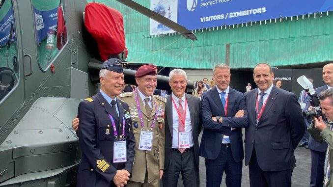 “ليوناردو” تعرض مروحية AW249 الهجومية من الجيل التالي في “يوروساتوري”