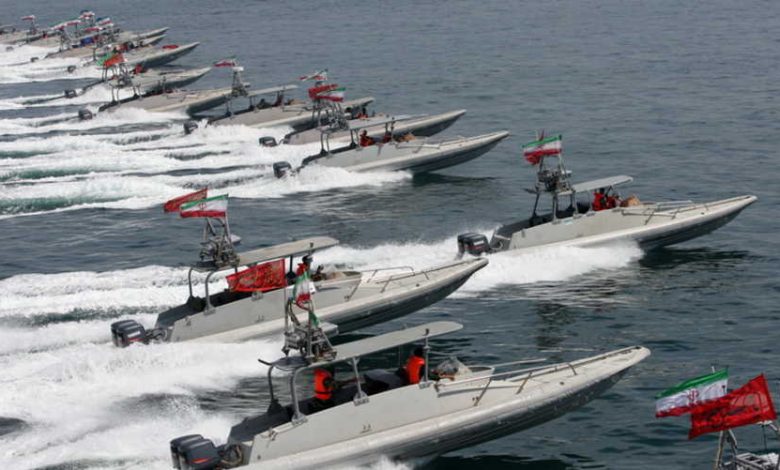 البحرية الإيرانية تنفذ إنزالا على ناقلة نفط أمريكية