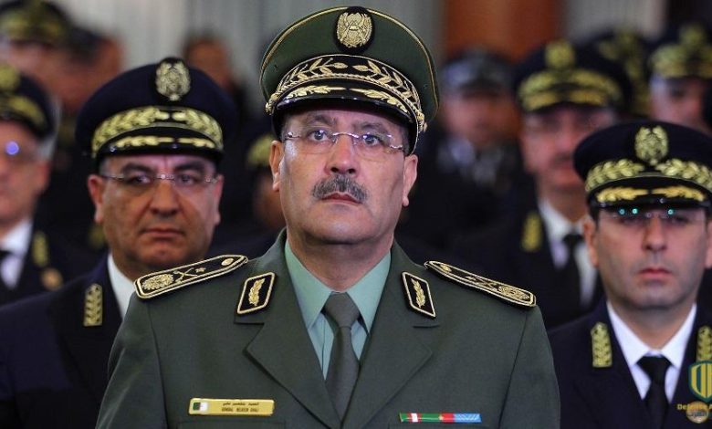الجزائر.. قائد الدرك يفر من البلاد الى دولة أجنبية