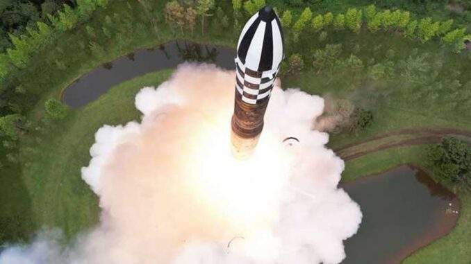 كوريا الشمالية تتقدم في تطوير صواريخ قادرة على ضرب أهداف أميركية