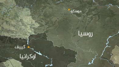 صور أقمار اصطناعية تُظهر مئات الآليات العسكرية الروسية تتقدم نحو كييف في قافلة تمتد 27 كيلومترًا