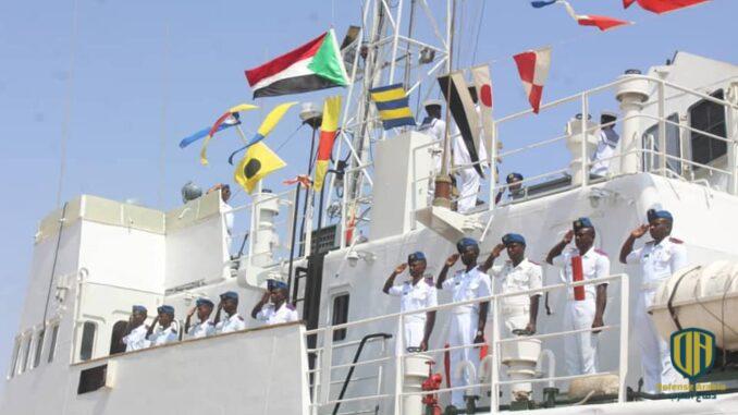 منصات إطلاق صواريخ وناقلات جنود ورادارت..  الوجود الروسي يتزايد في السودان