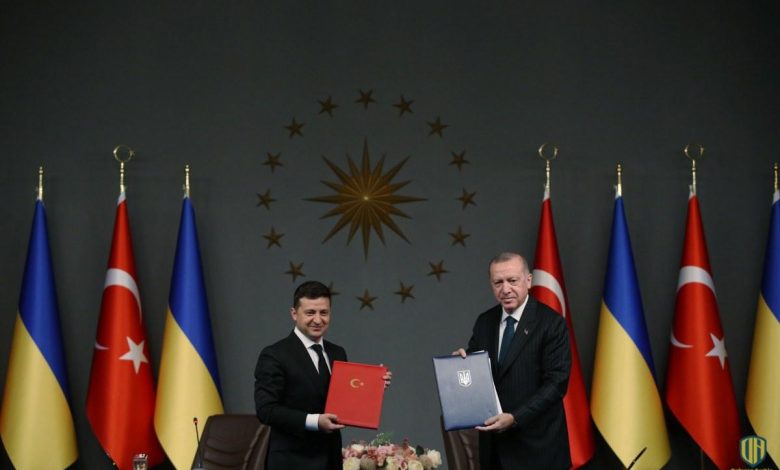 ما سبب تعزيز التعاون والتنسيق الدفاعي المشترك بين تركيا وأوكرانيا؟