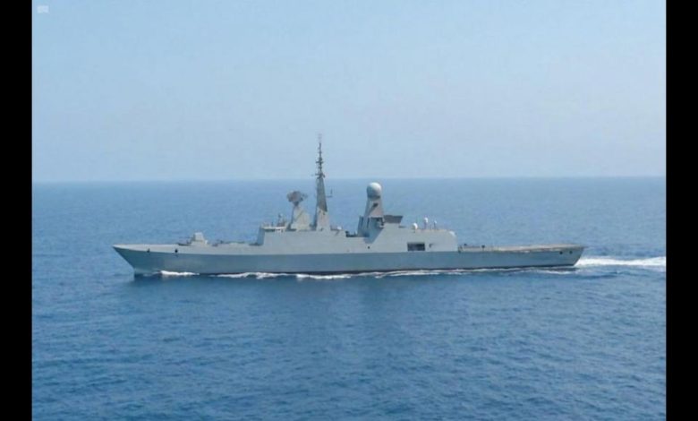 البحرية السعودية والفرنسية تنفذان تمرين التمرين البحري “القرش الأبيض – 21”