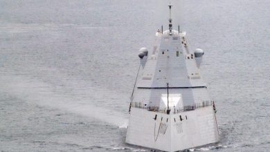 بالصور: المدمرة الأمريكية التي قيمتها تسعة مليارات دولار الآن في حالة مؤسفة