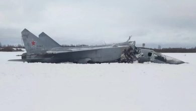 تحطم مقاتلة روسية من طراز “ميغ-31” في أثناء  إقلاعها (صور)