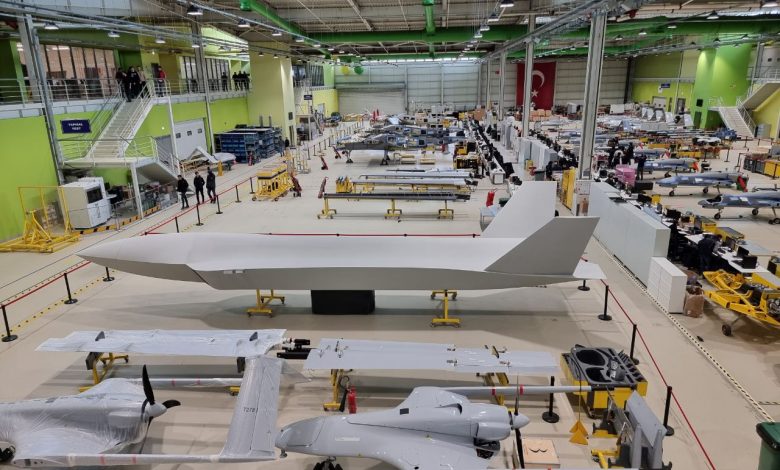 تركيا تكشف عن طائرة مقاتلة مُسيّرة جديدة