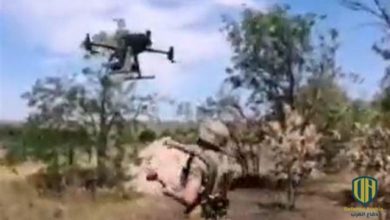 بالفيديو.. هكذا تفخخ القوات الأوكرانية مسيراتها الهجومية