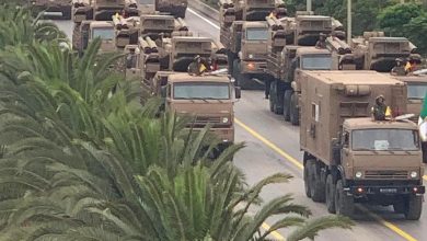 الجزائر تشهد عرضا عسكريا غير مسبوق في احتفالات الذكرى الستين للاستقلال (صور وفيديو)