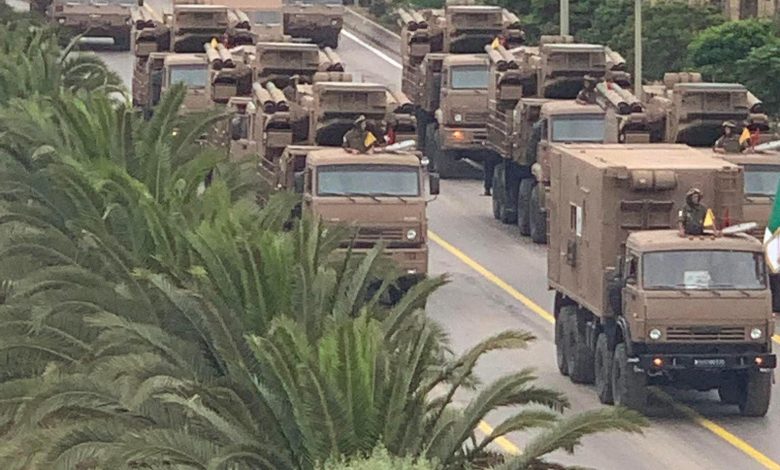 الجزائر تشهد عرضا عسكريا غير مسبوق في احتفالات الذكرى الستين للاستقلال (صور وفيديو)