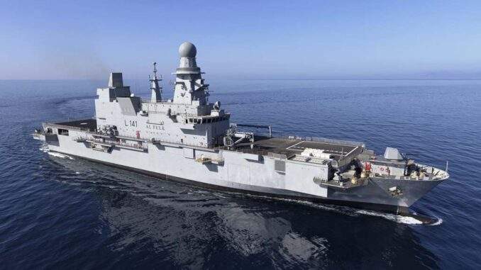 “فينكانتيري” تُسلّم سفينة الإنزال البرمائية “الفلج” إلى قطر