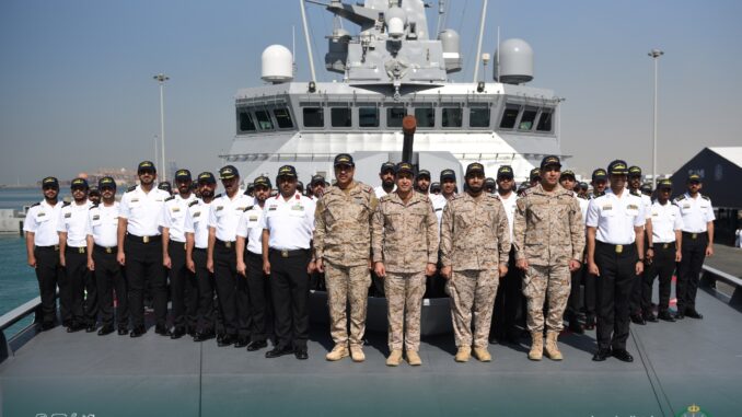 وصول سفينة “جلالة الملك الدرعية” إلى قاعدة الملك فيصل في جدة