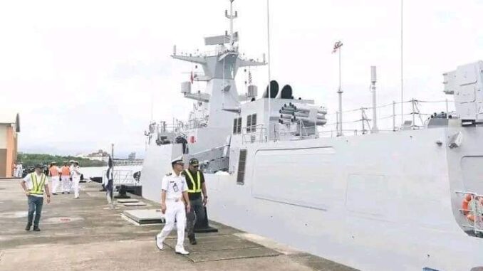 كورفيت “المتصدي” في طريقه الى الجزائر