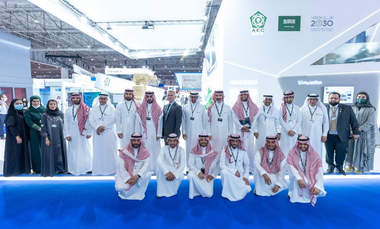 شركة الإلكترونيات المتقدّمة AEC تختتم مشاركتها في معرض دبي للطيران للعام 2021
