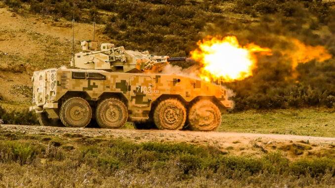 بأقوى الأسلحة.. الجيش الصيني يجري مناورات بالذخيرة الحية