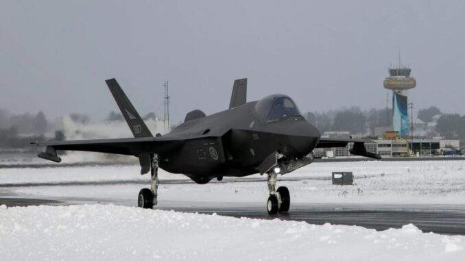 القوات المسلحة النرويجية تنشر مقاتلات حربية من الجيل الخامس في قاعدة سولا