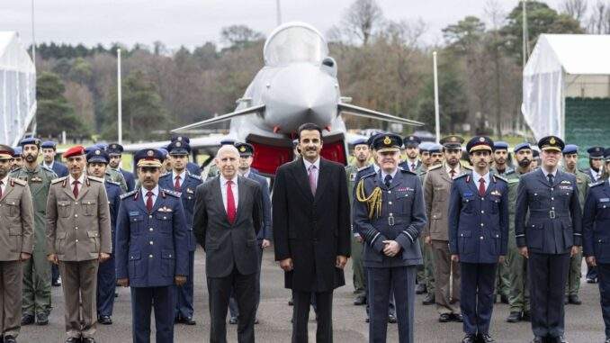 تدريب مشترك وطائرات حربية متطورة.. قطر وبريطانيا توقعان اتفاقية جديدة