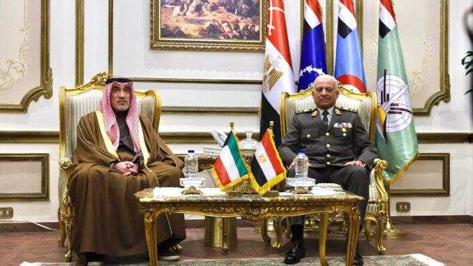 الكشف عن تفاصيل الاتفاق العسكري المصري الكويتي