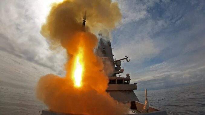 العقيد ظافر مراد: المواجهات في البحر الأحمر تضع أنظمة الدفاع الجوي أمام اختبار صعب وربما غير مسبوق