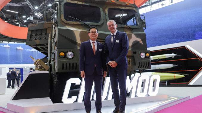 “هانوا إيروسبايس” الكورية الجنوبية و”كونغسبرغ” النرويجية يعتزمان تطوير حلول قتالية متطورة