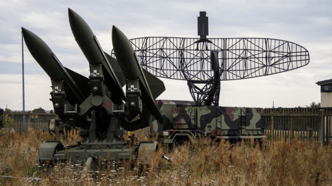 واشنطن تدرس مد أوكرانيا بمنظومة “هوك” للدفاع الجوي.. ماذا عن أنظمة “باتريوت” الأكثر تقدماً؟