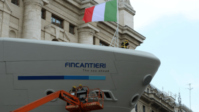 “فينكانتيري” الإيطالية تسلم قطر زورق “مشيرب”