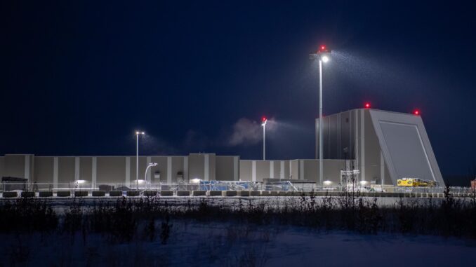 قوة الفضاء الأمريكية تعتمد رادار التمييز بعيد المدى (LRDR) لتعزيز قدراتها في الدفاع الوطني