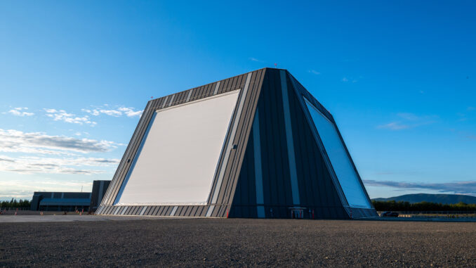 رادار التمييز بعيد المدى (LRDR): نقلة نوعية في الدفاع الصاروخي للشرق الأوسط