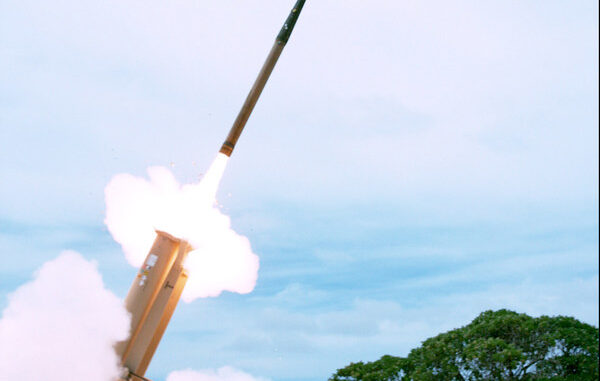 كيف تعيد “لوكهيد مارتن” رسم خريطة الدفاع الجوي المتكامل عالمياً؟