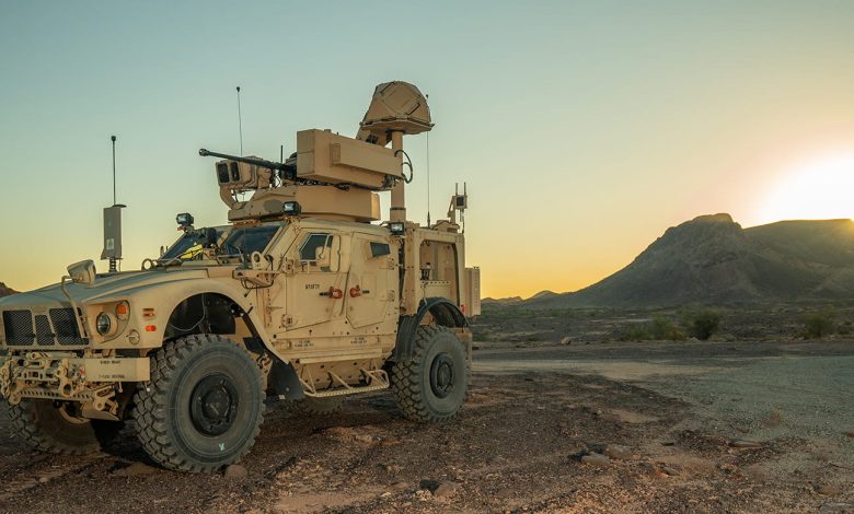 شركة “ريثيون” تنجح في رصد وهزيمة مجموعة من طائرات بدون طيار في صحراء أريزونا