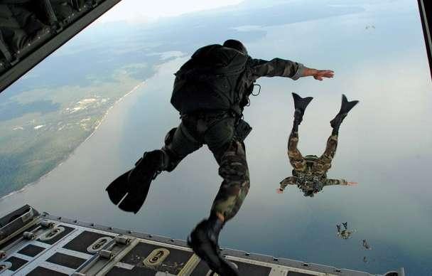 أمريكا تطور طائرة برمائية للقوات الخاصة