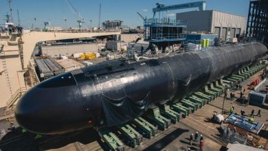 مسلّحة بصواريخ توماهوك وطوربيدات خطيرة.. البحرية الأمريكية تتسلّم غواصة نووية جديدة