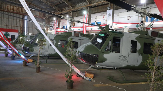 الجيش اللبناني يتسلم 3 طوافات عسكرية مقدمة من الولايات المتحدة