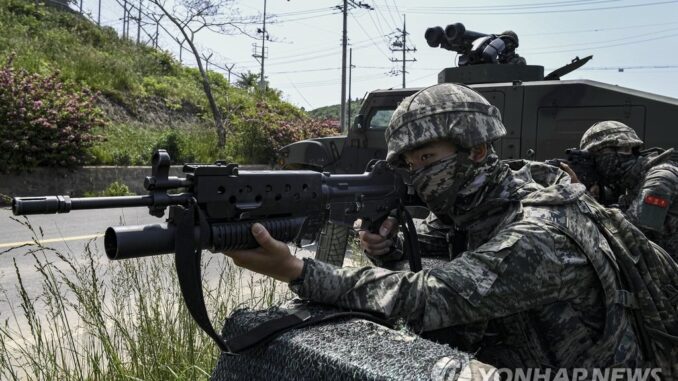 كوريا الجنوبية تختتم تدريبات الدفاع عن الجزر الغربية الواقعة على حدودها مع جارتها الشمالية