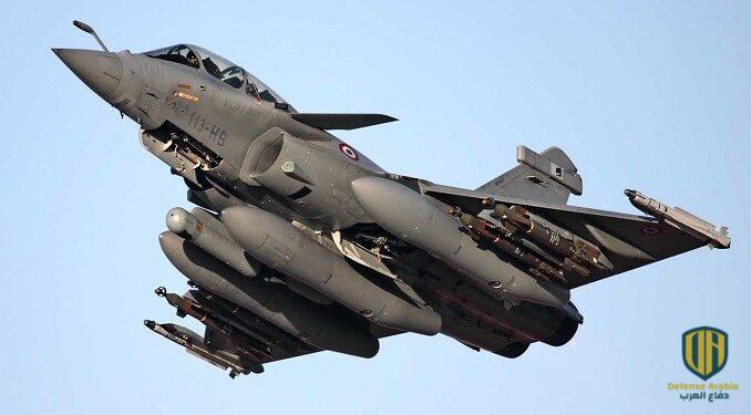 خبير مصري يرد على أخبار بأن مقاتلات “سو 35” هاجمت مقاتلات “رافال” خلال تدريبات في مصر