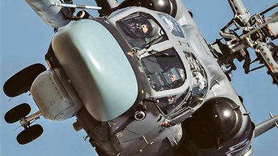 مروحية “كا-52 إم” تقود مسيّرات وتنسق مع الطائرات الحربية