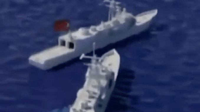 بالفيديو: الأضرار التي لحقت بالسفينة التركية بعد اصطدامها بفرقاطة يونانية