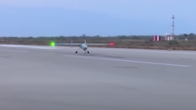 فيديو: طائرات إيرانية مسيرة تصيب أهدافا في مناورات ضخمة