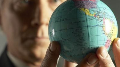 عمليات الخداع وجدلية هيجل (مشكلة-رد فعل-حل)