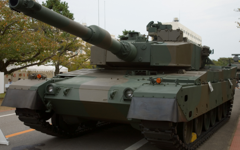 دبابة "تايب 90" اليابانية