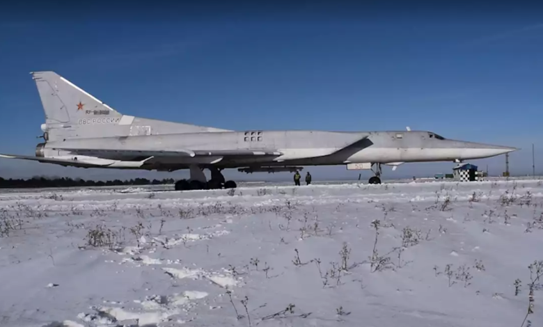 روسيا ترسل قاذفات إلى حدود أفغانستان