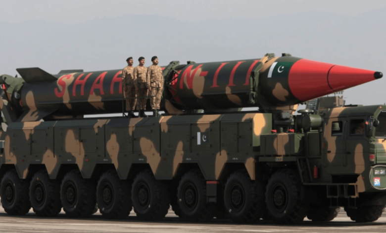 باكستان تختبر بنجاح صاروخا باليستيا طويل المدى