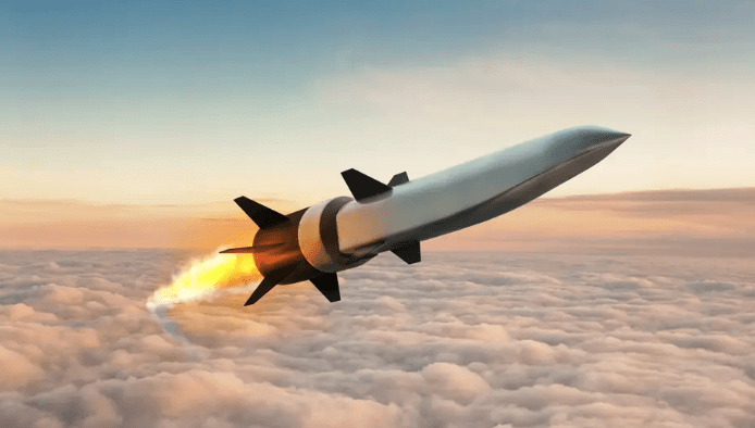 القوات الجوية الأميركية تعلن نجاح إطلاق صاروخ يفوق سرعة الصوت بـ 5 أضعاف
