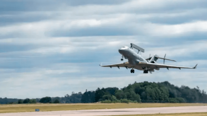 “ساب” تُسَلِّم رابع طائرة “جلوبال آي” إلى الإمارات العربية المتحدة