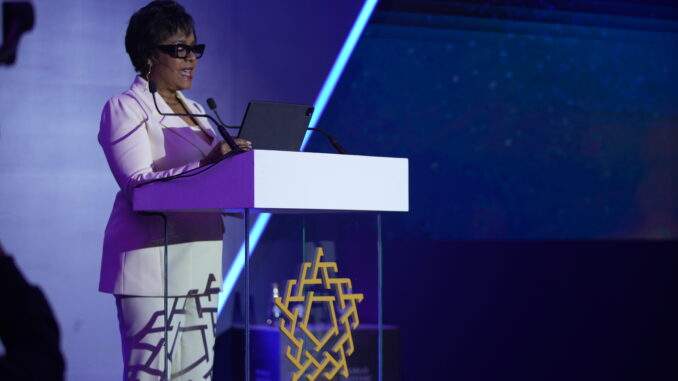 تحويل صناعة الطيران والدفاع والأمن في القرن الحادي والعشرين