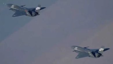 “قزل إلما” تنفذ أول طيران جماعي ذاتي بالكامل لمقاتلات نفاثة في العالم